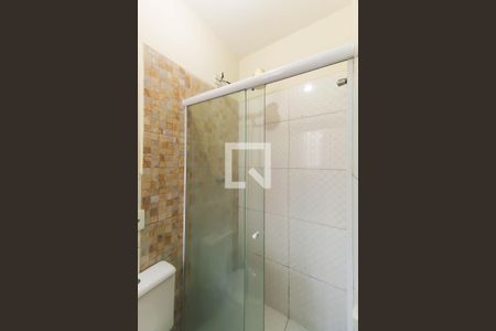 Banheiro de kitnet/studio para alugar com 1 quarto, 30m² em Mooca, São Paulo
