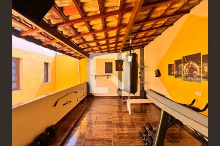 Academia de casa à venda com 4 quartos, 241m² em Jardim Las Vegas, Santo André