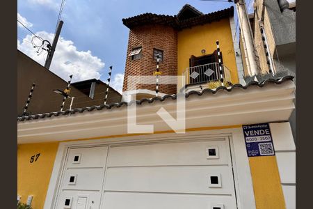 Fachada + plaquinha de casa à venda com 4 quartos, 241m² em Jardim Las Vegas, Santo André