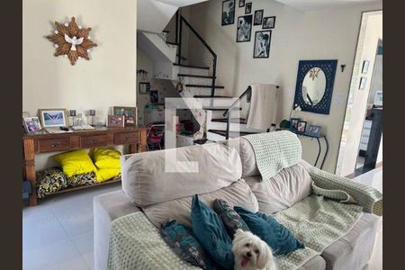 Casa à venda com 4 quartos, 155m² em Serra Grande, Niterói