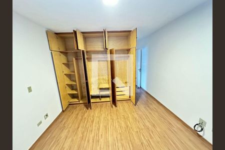 Casa à venda com 3 quartos, 130m² em Jardim Trussardi, São Paulo