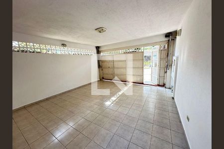 Casa à venda com 3 quartos, 130m² em Jardim Trussardi, São Paulo