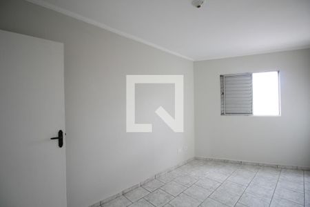 Quarto 1 de apartamento para alugar com 2 quartos, 57m² em Jardim Santa Rosa, Taboão da Serra