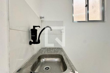 Cozinha de kitnet/studio para alugar com 1 quarto, 13m² em Botafogo, Rio de Janeiro