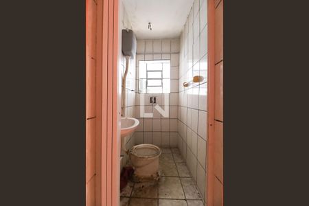 Banheiro  de casa à venda com 3 quartos, 153m² em Parque Edu Chaves, São Paulo