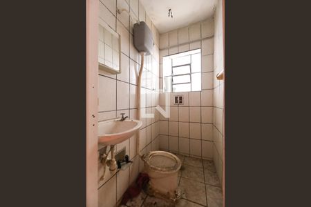 Banheiro  de casa à venda com 3 quartos, 153m² em Parque Edu Chaves, São Paulo