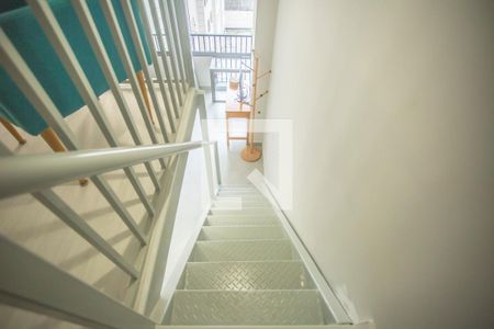 Escadas de kitnet/studio à venda com 1 quarto, 36m² em Vila da Saúde, São Paulo