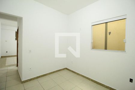 Quarto  de kitnet/studio para alugar com 1 quarto, 35m² em Taquara, Rio de Janeiro