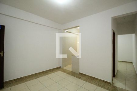 Sala de kitnet/studio para alugar com 1 quarto, 35m² em Taquara, Rio de Janeiro