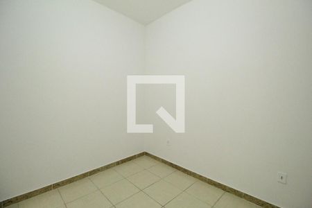 Quarto  de kitnet/studio para alugar com 1 quarto, 35m² em Taquara, Rio de Janeiro