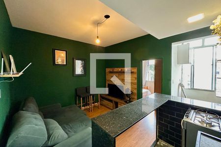 Sala de apartamento para alugar com 1 quarto, 40m² em Centro, Rio de Janeiro