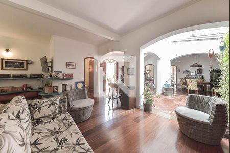 Sala de casa para alugar com 3 quartos, 350m² em Itaim Bibi, São Paulo