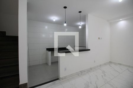 Cozinha de casa de condomínio para alugar com 3 quartos, 100m² em Jacarepaguá, Rio de Janeiro