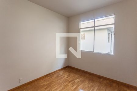 Quarto 2 de apartamento para alugar com 3 quartos, 90m² em Funcionários, Belo Horizonte