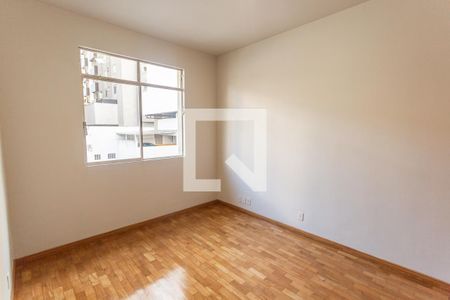Quarto 2 de apartamento para alugar com 3 quartos, 90m² em Funcionários, Belo Horizonte
