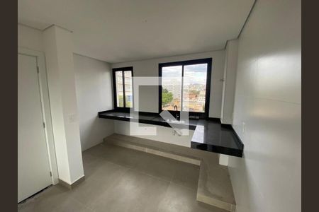 Apartamento à venda com 4 quartos, 137m² em União, Belo Horizonte