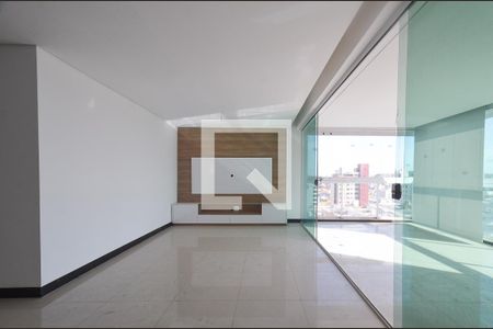 Sala de apartamento à venda com 4 quartos, 150m² em Cidade Nova, Belo Horizonte