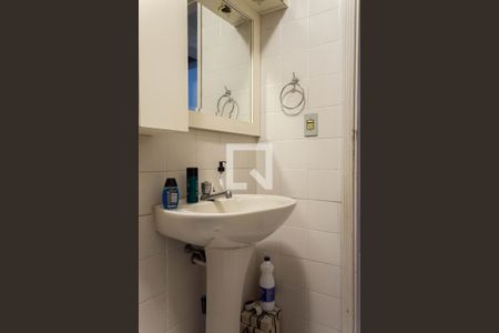 Banheiro de apartamento à venda com 2 quartos, 74m² em Vila Lusitania, São Bernardo do Campo