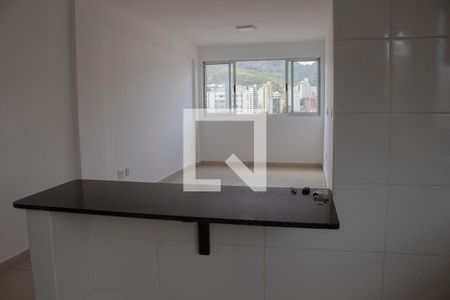 Sala de apartamento para alugar com 3 quartos, 89m² em São Pedro, Belo Horizonte