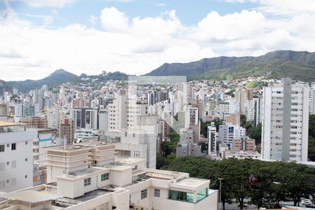 Vista da Sala de apartamento para alugar com 3 quartos, 89m² em São Pedro, Belo Horizonte