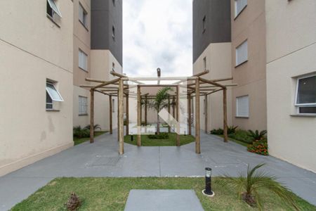 Fachada dos blocos  de apartamento para alugar com 2 quartos, 63m² em Aparecidinha, Sorocaba