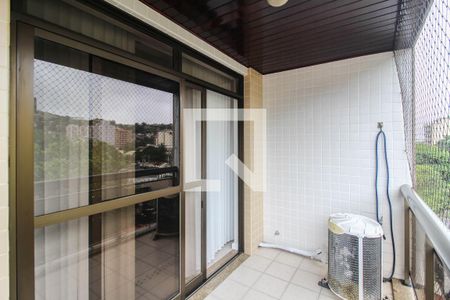 Varanda da Sala de apartamento para alugar com 3 quartos, 96m² em Caonze, Nova Iguaçu
