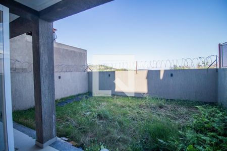 Quintall de casa à venda com 3 quartos, 185m² em Campo Novo, Porto Alegre