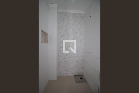 Banheiro Social 1 de casa à venda com 3 quartos, 185m² em Campo Novo, Porto Alegre