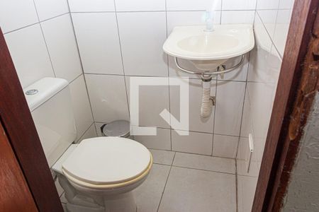 Lavabo de casa para alugar com 2 quartos, 80m² em Campo Grande, São Paulo