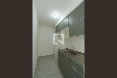 Cozinha de apartamento à venda com 2 quartos, 44m² em Centro, Canoas