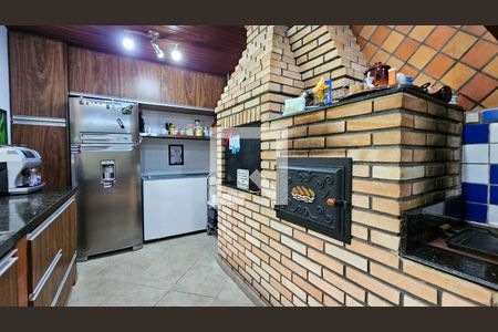 Área comum - Churrasqueira de casa para alugar com 4 quartos, 350m² em Vila Arriete, São Paulo