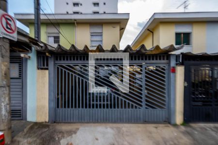 Fachada de casa à venda com 4 quartos, 150m² em Brooklin, São Paulo