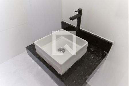 Lavabo de casa à venda com 3 quartos, 120m² em Vila Gumercindo, São Paulo
