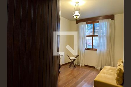 Foto 25 de casa à venda com 3 quartos, 221m² em Serra, Belo Horizonte