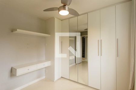 Quarto 1 de apartamento para alugar com 2 quartos, 47m² em Pinheirinho, Curitiba