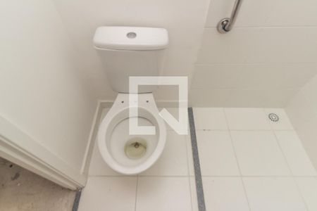 Banheiro de kitnet/studio à venda com 1 quarto, 28m² em Vila Buarque, São Paulo