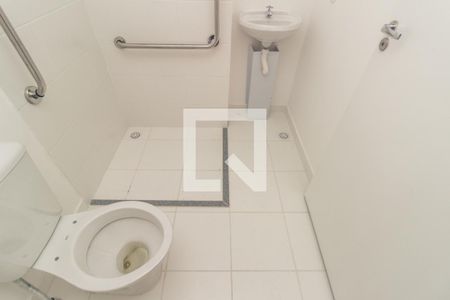 Banheiro de kitnet/studio à venda com 1 quarto, 28m² em Vila Buarque, São Paulo