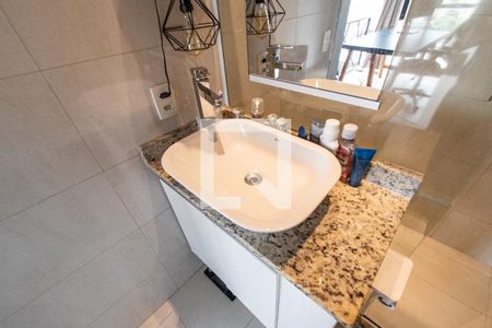 Banheiro de apartamento à venda com 1 quarto, 55m² em Vila Mariana, São Paulo