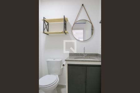 Banheiro de apartamento para alugar com 2 quartos, 42m² em Lapa, São Paulo