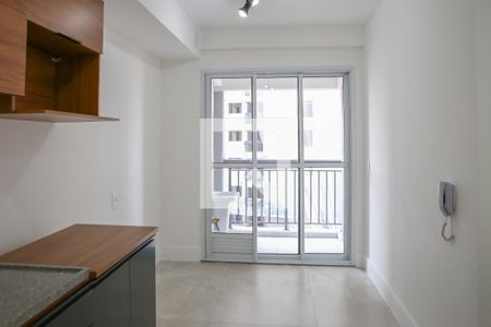 Sala e Cozinha de apartamento para alugar com 2 quartos, 42m² em Lapa, São Paulo