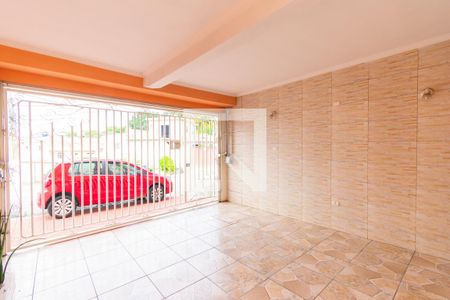 Garagem de casa à venda com 3 quartos, 177m² em Jardim Angela (zona Leste), São Paulo