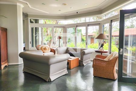 Sala 1 de casa à venda com 8 quartos, 1330m² em Laranjeiras, Rio de Janeiro