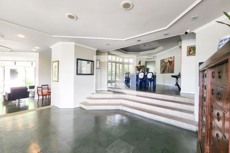 Sala 1 de casa à venda com 8 quartos, 1330m² em Laranjeiras, Rio de Janeiro