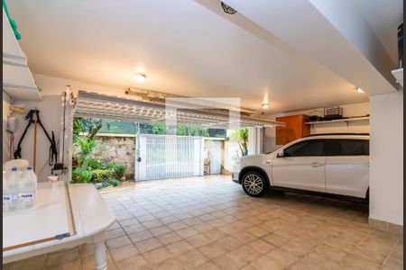 Garagem de casa à venda com 3 quartos, 300m² em Jardim Franca, São Paulo