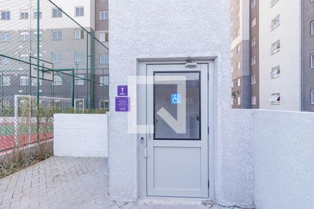 Área comum de apartamento para alugar com 2 quartos, 40m² em Vila da Oportunidade, Carapicuíba