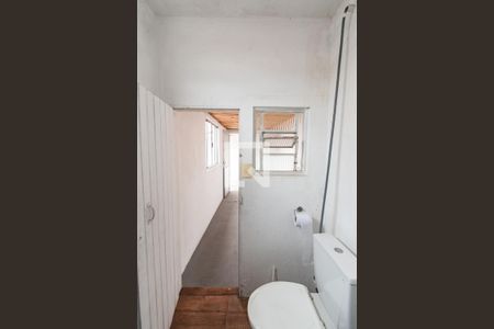 Banheiro de casa para alugar com 2 quartos, 55m² em Vila São José, São Paulo