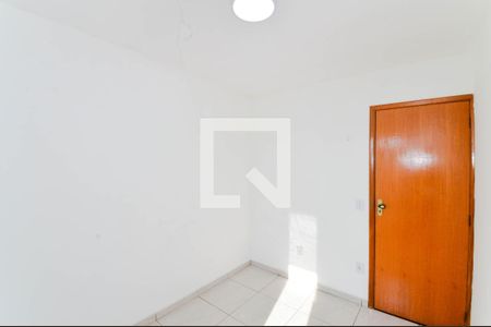 Quarto 1 de apartamento para alugar com 2 quartos, 43m² em Jardim Silvestre, Guarulhos