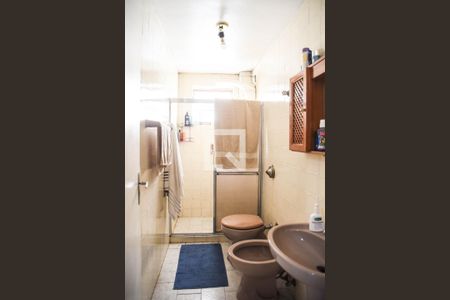 Banheiro 1 de apartamento à venda com 2 quartos, 67m² em Floresta, Porto Alegre