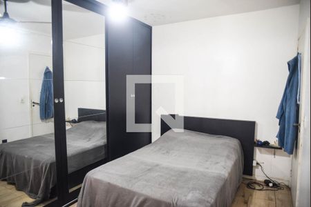Quarto 1 de apartamento à venda com 2 quartos, 67m² em Floresta, Porto Alegre
