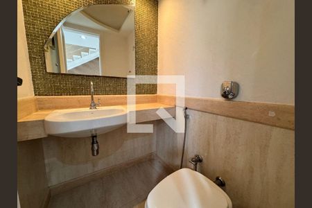 Casa à venda com 5 quartos, 296m² em Camboinhas, Niterói